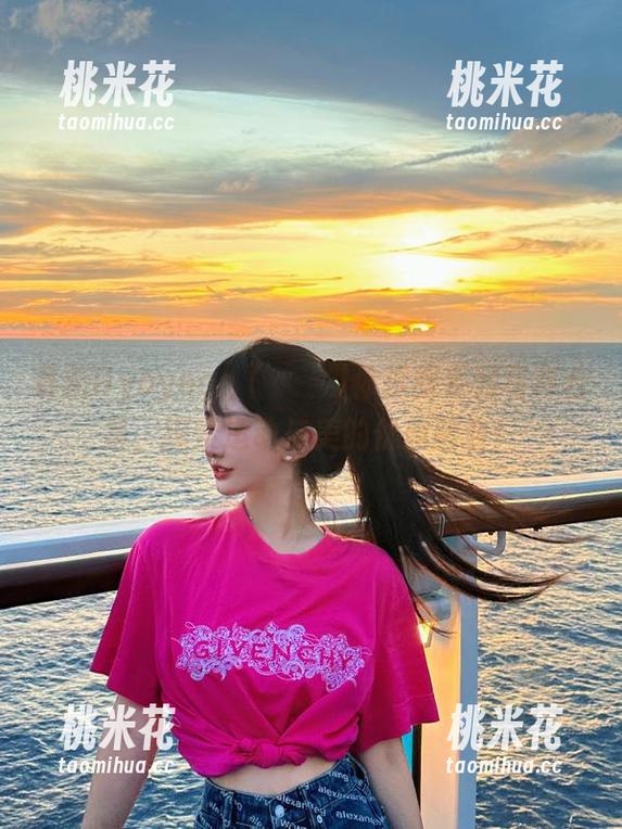 最新Hyoyeon (김효연)体操服系列写真合集，探索运动与美的优雅融合！